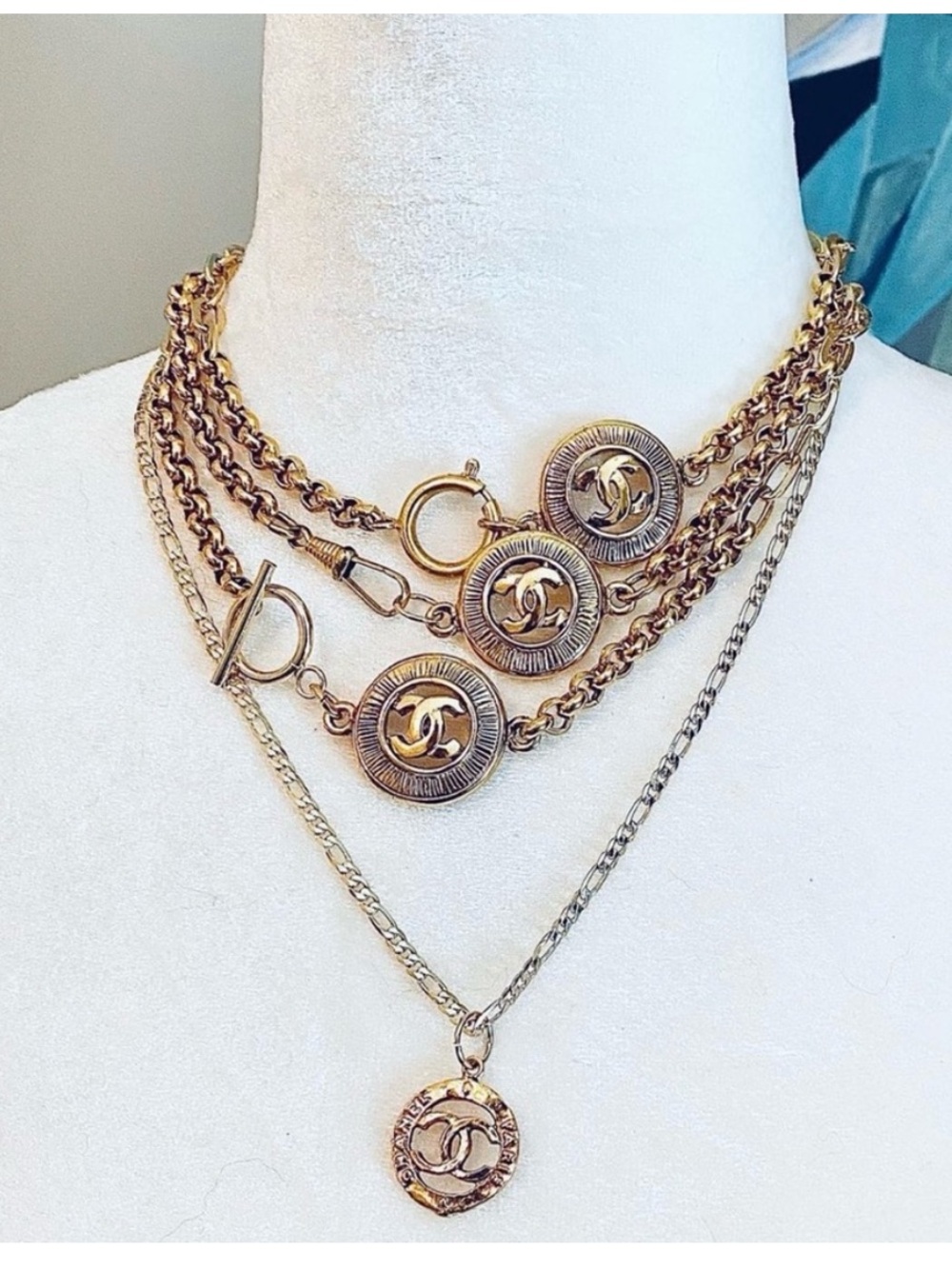 Chanel choker